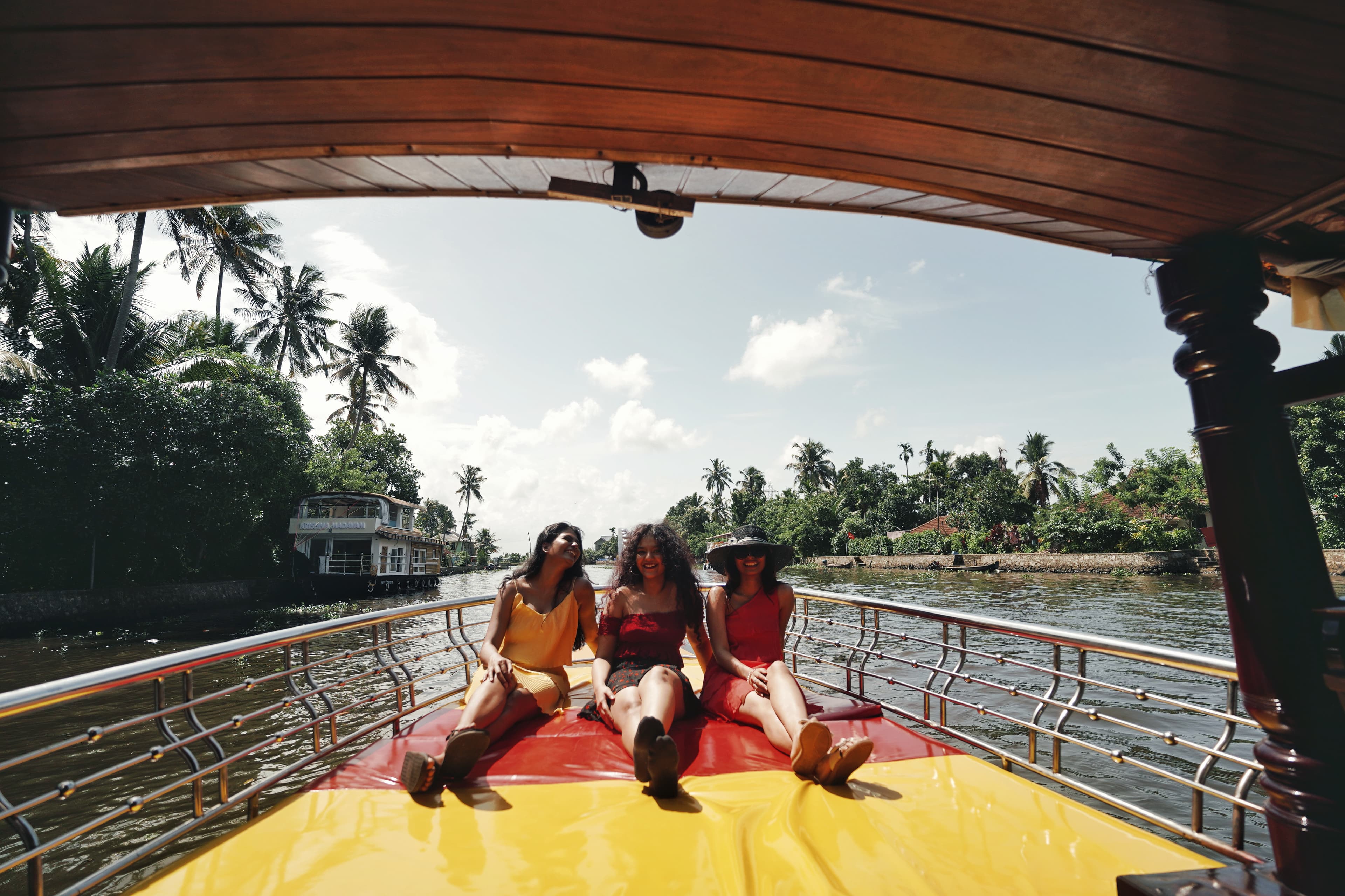 spontaneous girls trip?